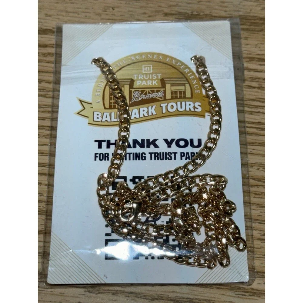 Hank Aaron 44 Chain Atlanta Braves‎ Truist Ballpark Tour Chain Series Necklace